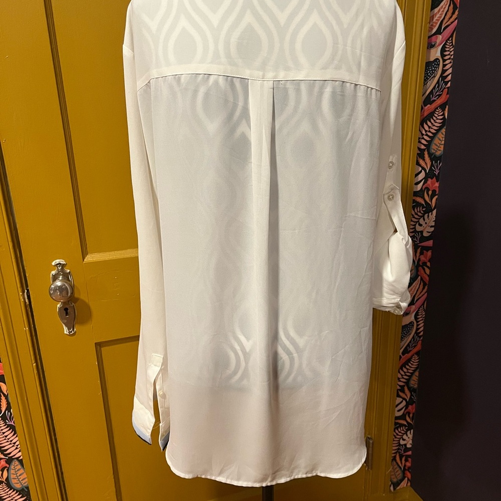 Express White and Blue Button Down Shirt - Picture 6 of 7